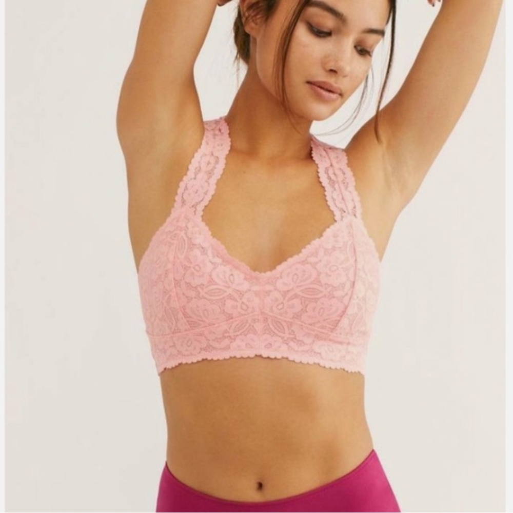 Intimately Free People Lace Bralette in Soft Peach Large